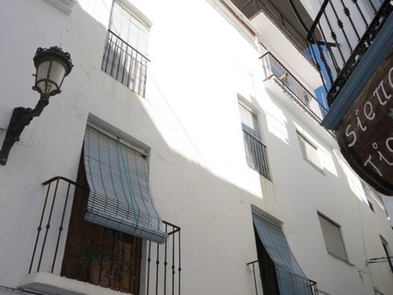 Town House for Sale in Cómpeta, Malaga 12