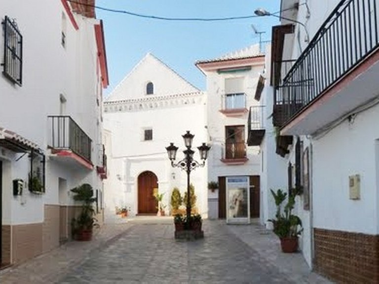 Town House for Sale in Árchez, Malaga 11
