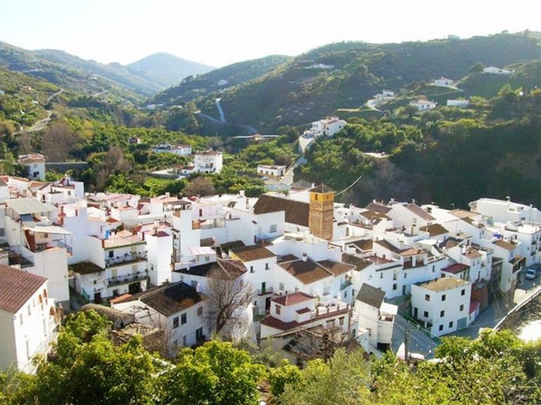 Town House for Sale in Árchez, Malaga 12