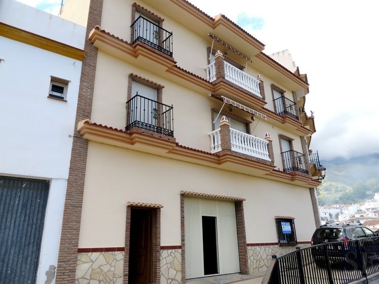 Town House for Sale in Sedella, Malaga 2