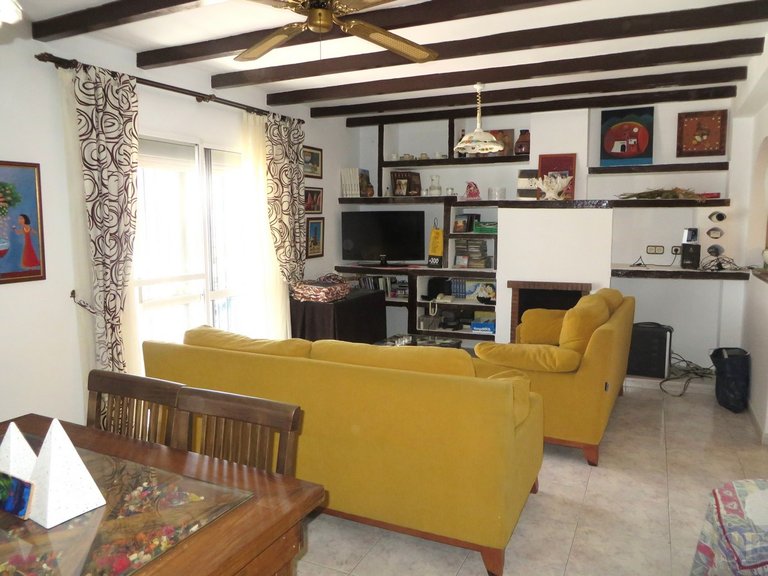 Town House for Sale in Cómpeta, Malaga 3