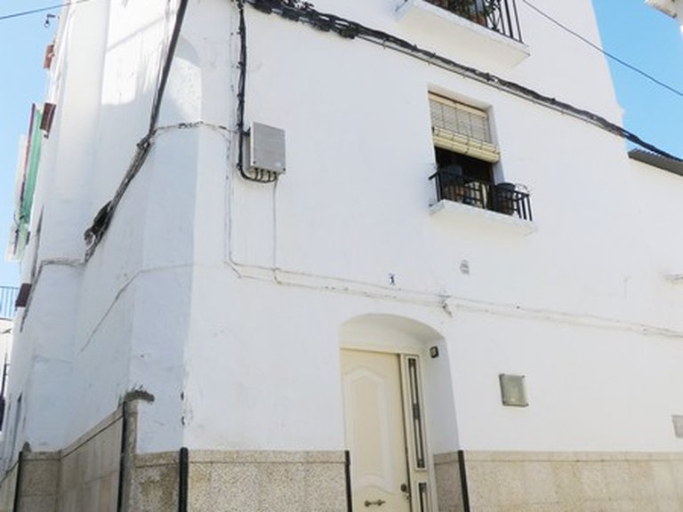 Town House for Sale in Cómpeta, Malaga 1