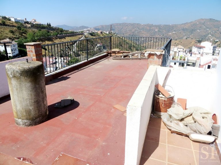 Town House for Sale in Cómpeta, Malaga 9