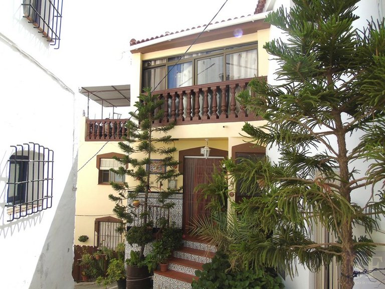 Town House for Sale in Canillas De Albaida, Malaga 1