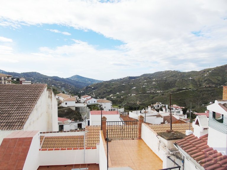 Town House for Sale in Canillas De Albaida, Malaga 12