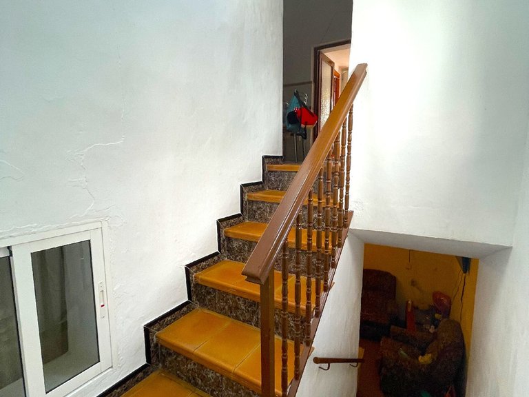 Town House for Sale in Sayalonga, Malaga 4