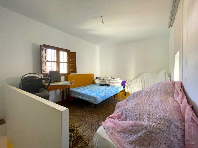 Town House for Sale in Sayalonga, Malaga 12