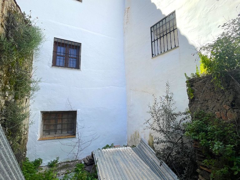 Town House for Sale in Sayalonga, Malaga 16