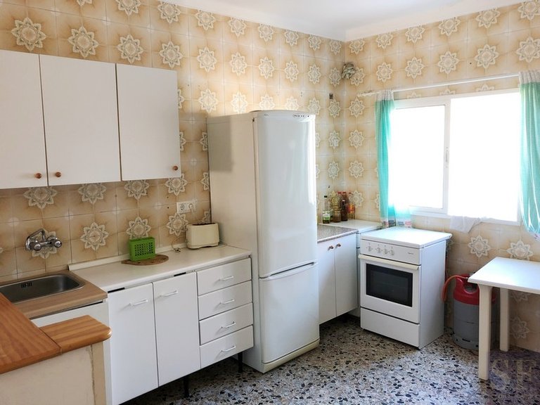 Town House for Sale in Sayalonga, Malaga 3
