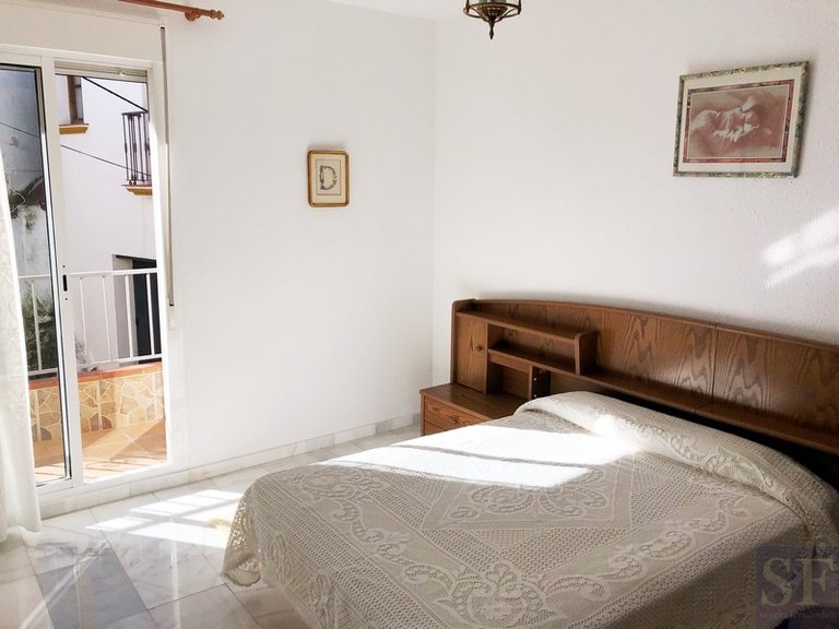Town House for Sale in Sayalonga, Malaga 7