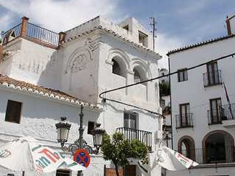 Town House for Sale in Canillas De Aceituno, Malaga 10
