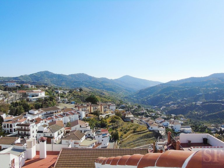 Town House for Sale in Canillas De Albaida, Malaga 12