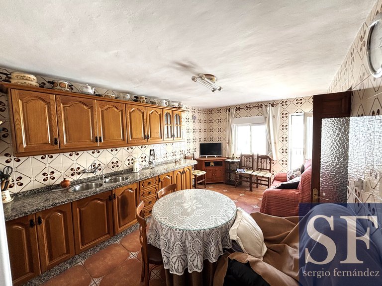 Town House for Sale in Cómpeta, Malaga 3