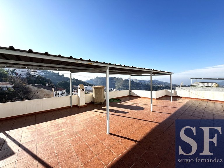 Town House for Sale in Cómpeta, Malaga 10