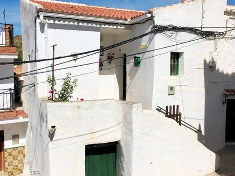Town House for Sale in Salares, Malaga 1