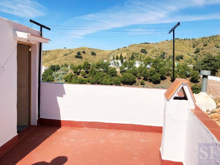 Town House for Sale in Salares, Malaga 11
