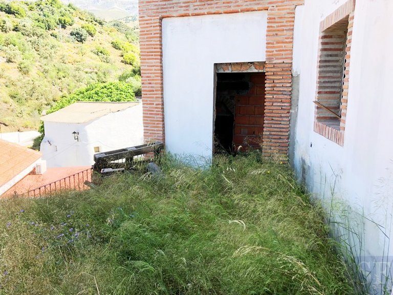 Town House for Sale in Salares, Malaga 5