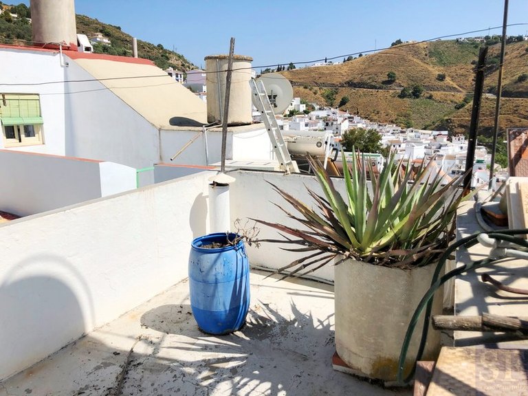 Town House for Sale in Cómpeta, Malaga 11