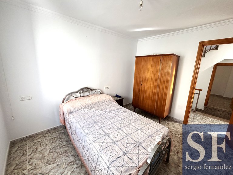 Town House for Sale in Cómpeta, Malaga 12