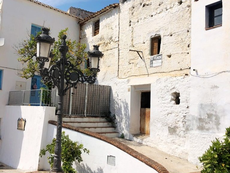 Town House for Sale in Arenas, Malaga 1