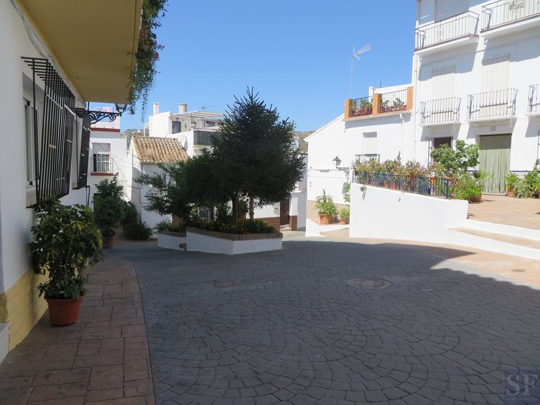 Town House for Sale in Sayalonga, Malaga 16