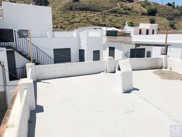 Town House for Sale in Cómpeta, Malaga 11