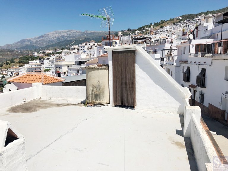 Town House for Sale in Cómpeta, Malaga 12