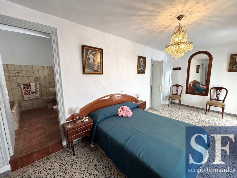 Town House for Sale in Cómpeta, Malaga 9