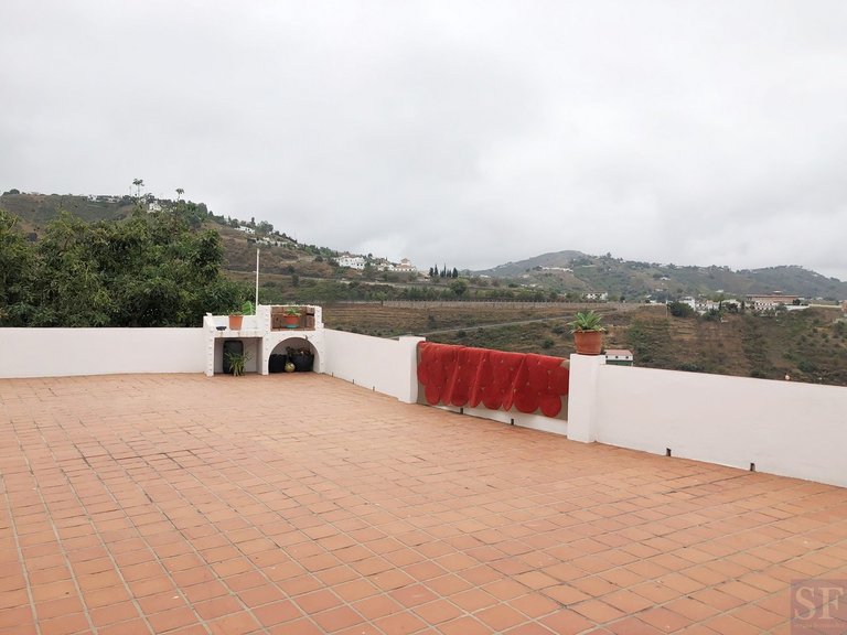 Town House for Sale in Cómpeta, Malaga 15