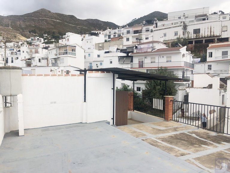 Town House for Sale in Cómpeta, Malaga 14