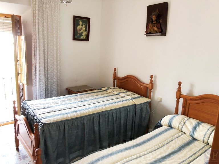 Town House for Sale in Cómpeta, Malaga 14