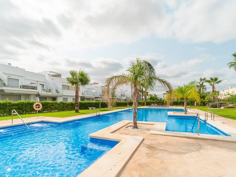 Apartment for Sale in Vistabella Golf, Alicante 35