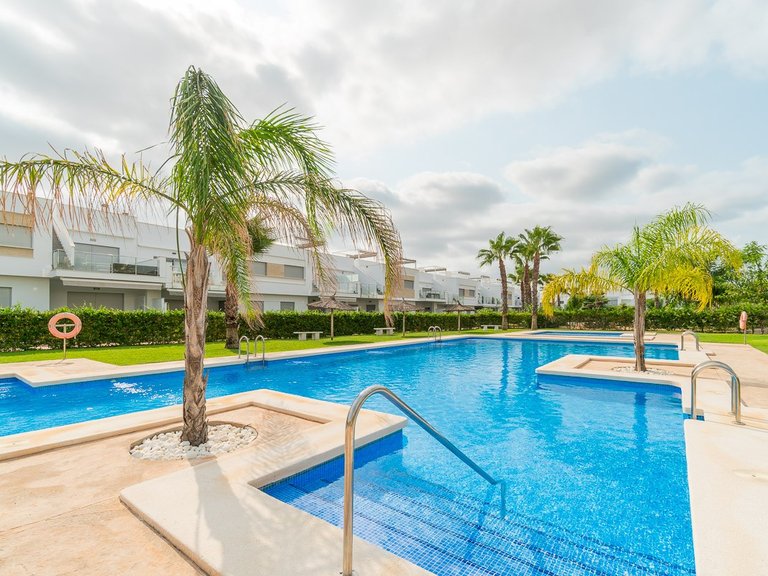 Apartment for Sale in Vistabella Golf, Alicante 36