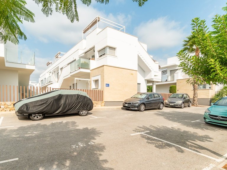 Apartment for Sale in Vistabella Golf, Alicante 42
