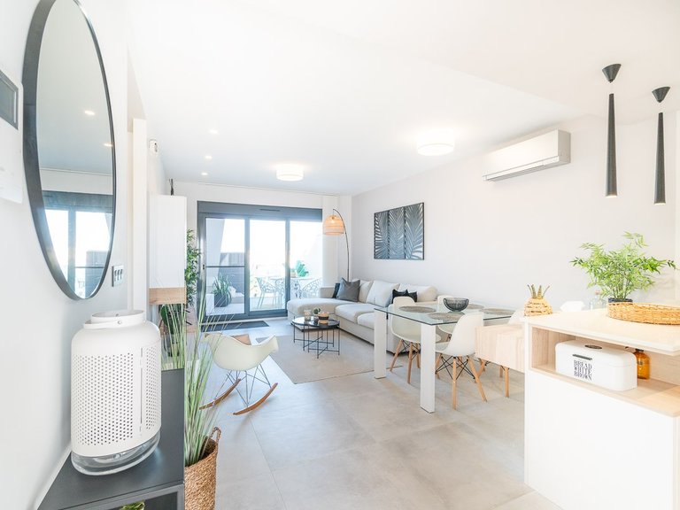 Apartment for Sale in Costa Blanca El Raso, Alicante 2