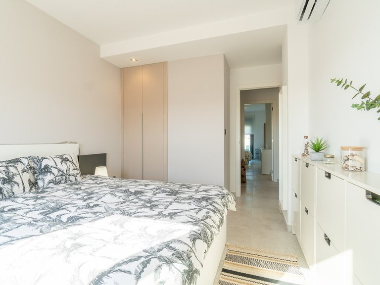 Apartment for Sale in Costa Blanca El Raso, Alicante 15