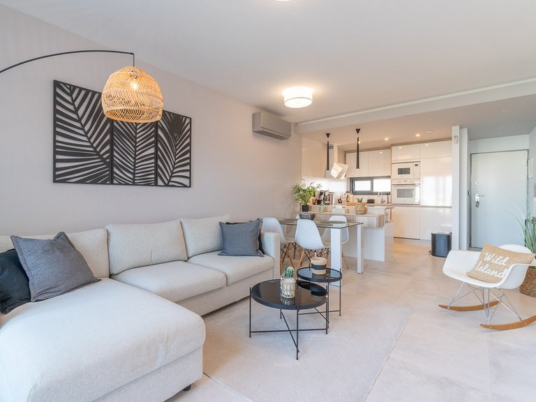 Apartment for Sale in Costa Blanca El Raso, Alicante 11