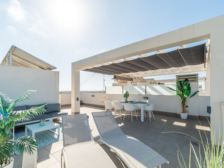Apartment for Sale in Costa Blanca El Raso, Alicante 28