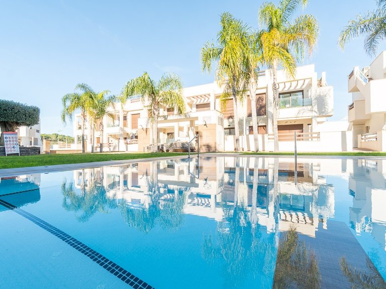 Apartment for Sale in Costa Blanca Orihuela Costa, Alicante 2