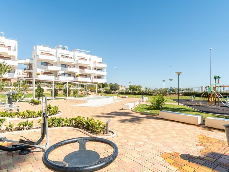 Apartment for Sale in Costa Blanca Orihuela Costa, Alicante 31