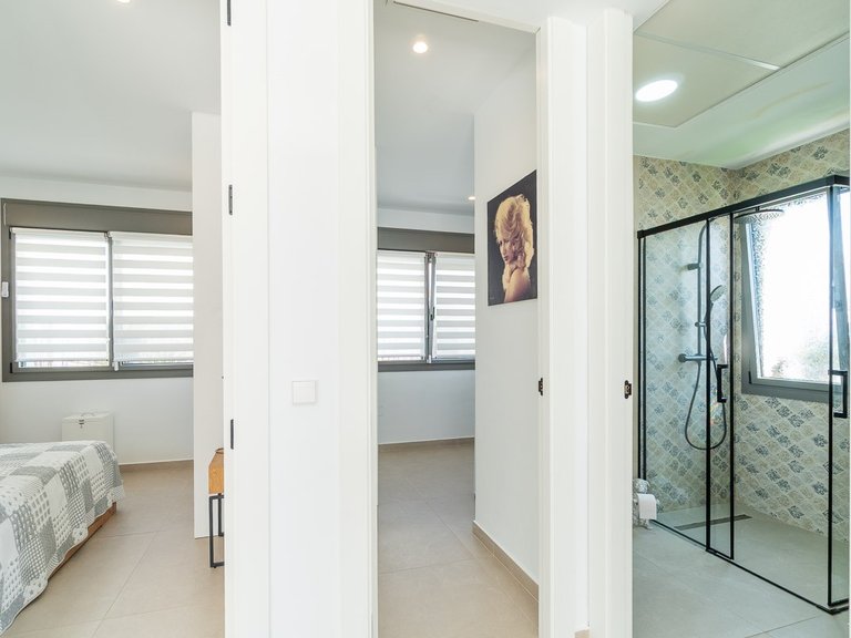 Villa for Sale in Costa Blanca Orihuela Costa, Alicante 19