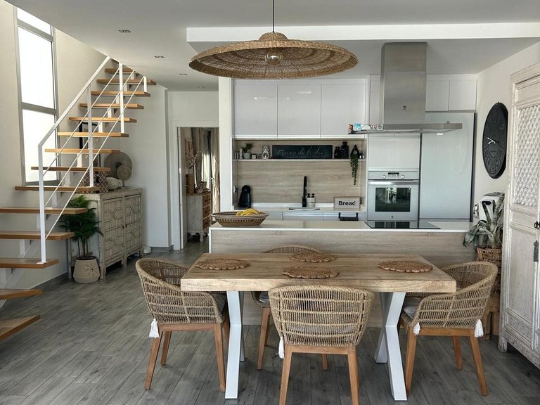 Villa for Sale in Costa Blanca Daya Vieja, Alicante 8