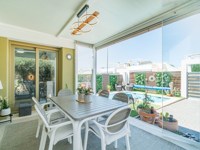 Town House for Sale in Inland Vistabella Golf Entre Naranjos, Alicante 46