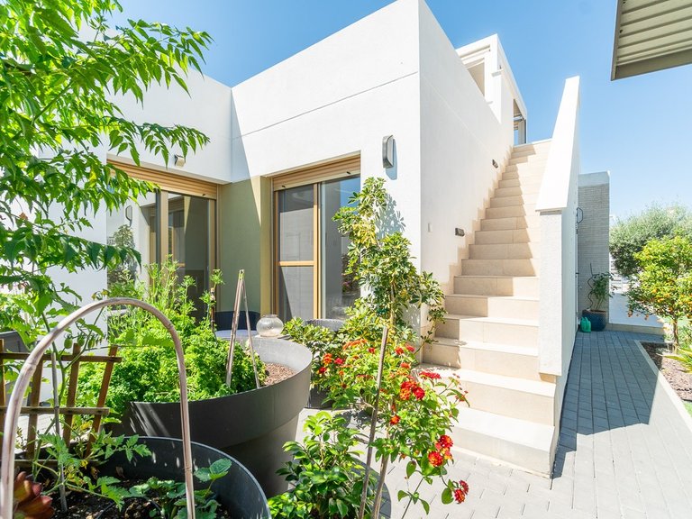 Town House for Sale in Inland Vistabella Golf Entre Naranjos, Alicante 10