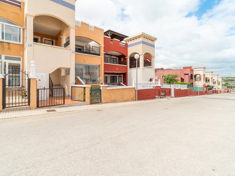 Apartment for Sale in Orihuela Costa, Alicante 32