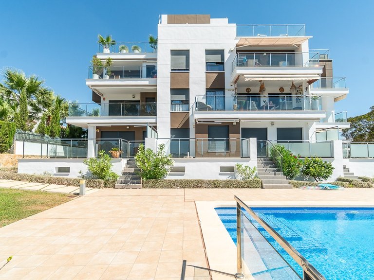 Penthouse for Sale in Costa Blanca Villamartin, Alicante 3