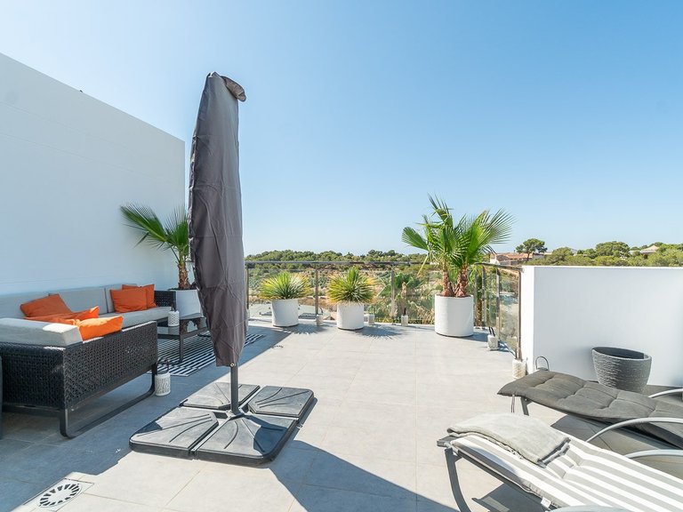 Penthouse for Sale in Costa Blanca Villamartin, Alicante 37