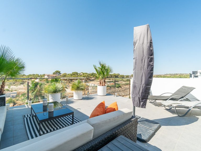Penthouse for Sale in Costa Blanca Villamartin, Alicante 38