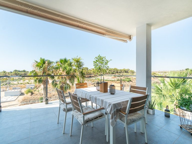 Penthouse for Sale in Costa Blanca Villamartin, Alicante 13