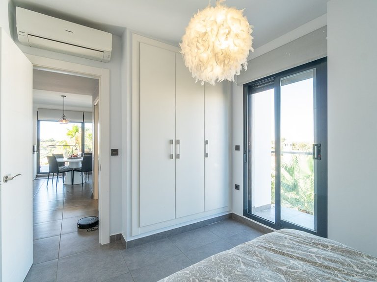 Penthouse for Sale in Costa Blanca Villamartin, Alicante 29